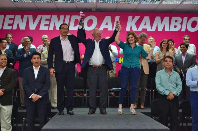 El candidato presidencial de Peruanos Por el Kambio, Pedro Pablo Kuczynski, presentó hoy a sus candidatos al Parlamento por Lima y para los peruanos en el exterior.